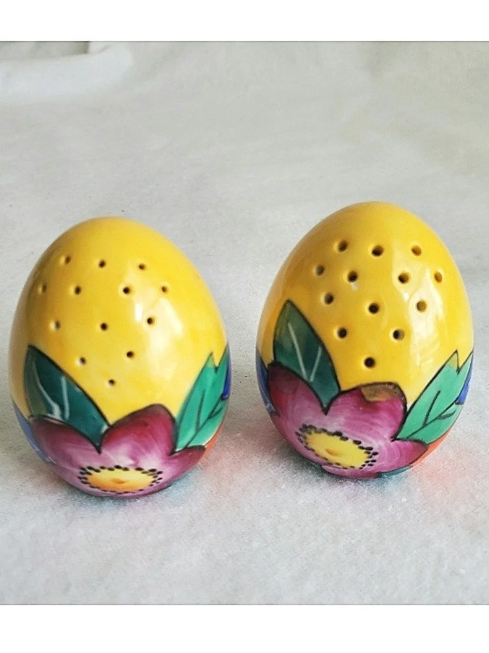 Vintage Japan Hand Painted Yellow Floral Egg Salt Pepper Shaker Set Retro Artsy